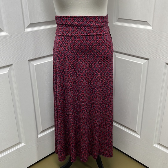LuLaRoe Dresses & Skirts - LuLaRoe Burgundy Black Blue Geometric Maxi Skirt NWT